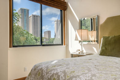 Lake House HUGE Luxury Suite in Waikiki! Full Kitchen & Pool! Great for Families!, , on Oahu - Honolulu in Hawaii - Lakehouse Vacation Rental - Lake Home for rent on LakeHouseVacations.com