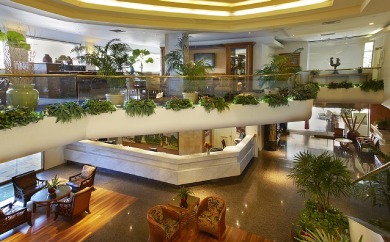 Lake House HUGE Luxury Suite in Waikiki! Full Kitchen & Pool! Great for Families!, , on Oahu - Honolulu in Hawaii - Lakehouse Vacation Rental - Lake Home for rent on LakeHouseVacations.com