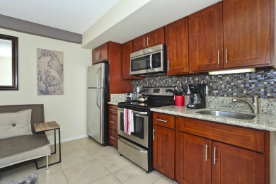 Lake House Ocean View Lanai and an Easy 5-10 min. walk to beach! Sleeps 4., , on Oahu - Honolulu in Hawaii - Lakehouse Vacation Rental - Lake Home for rent on LakeHouseVacations.com
