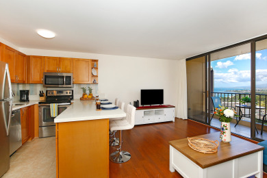 Lake House Ocean Views, High Floor, AC, WD, Wi-Fi and parking!, , on Oahu - Honolulu in Hawaii - Lakehouse Vacation Rental - Lake Home for rent on LakeHouseVacations.com