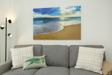 Lake House Modern condo in Heart of Waikiki! 1 block to beach, AC, Wi-Fi, free parking!, , on Oahu - Honolulu in Hawaii - Lakehouse Vacation Rental - Lake Home for rent on LakeHouseVacations.com
