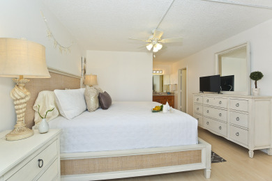 Lake House Spacious Comfort with AC, WasherDryer, Parking, Wi-Fi, and Washlets!, , on Oahu - Honolulu in Hawaii - Lakehouse Vacation Rental - Lake Home for rent on LakeHouseVacations.com