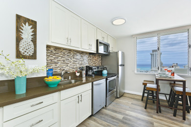 Lake House High Floor with Ocean View! Bedroom AC, WD, Wi-Fi, Pool, FREE Parking!, , on Oahu - Honolulu in Hawaii - Lakehouse Vacation Rental - Lake Home for rent on LakeHouseVacations.com