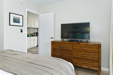 Lake House High Floor with Ocean View! Bedroom AC, WD, Wi-Fi, Pool, FREE Parking!, , on Oahu - Honolulu in Hawaii - Lakehouse Vacation Rental - Lake Home for rent on LakeHouseVacations.com