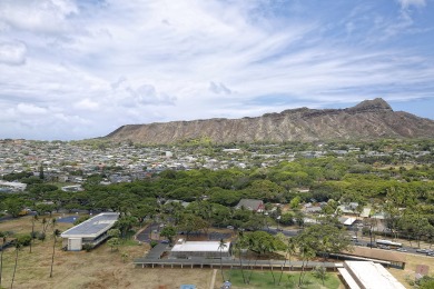 Lake House Amazing Diamond Head View, Free Wi-Fi, Pool, Gym, and more!, , on Oahu - Honolulu in Hawaii - Lakehouse Vacation Rental - Lake Home for rent on LakeHouseVacations.com