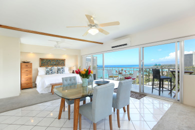 Lake House Million-Dollar Ocean Views! Steps from Beach! Full Kitchen, , on Oahu - Honolulu in Hawaii - Lakehouse Vacation Rental - Lake Home for rent on LakeHouseVacations.com