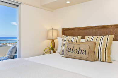 Lake House Luxury OceansideBeauty, FREE ParkingWi-Fi, 22, AC, WD, Washlet, Sleeps 6, , on Oahu - Honolulu in Hawaii - Lakehouse Vacation Rental - Lake Home for rent on LakeHouseVacations.com