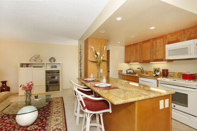Lake House Your New Home Away From Home! Washerdryer, AC, Wi-Fi and one parking!, , on Oahu - Honolulu in Hawaii - Lakehouse Vacation Rental - Lake Home for rent on LakeHouseVacations.com