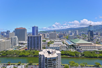 Lake House Partial Ocean View, Washlet, AC, WD, Free Wi-Fi and Parking!, , on Oahu - Honolulu in Hawaii - Lakehouse Vacation Rental - Lake Home for rent on LakeHouseVacations.com