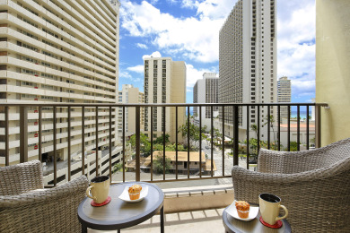 Lake House Ocean views - 1 bedroom, AC, Wi-Fi, pool. Close to beach., , on Oahu - Honolulu in Hawaii - Lakehouse Vacation Rental - Lake Home for rent on LakeHouseVacations.com
