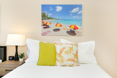 Lake House Heart of Waikiki studio with kitchenette, AC, FREE parking & Wi-Fi!, , on Oahu - Honolulu in Hawaii - Lakehouse Vacation Rental - Lake Home for rent on LakeHouseVacations.com