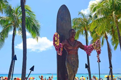 Lake House Heart of Waikiki studio with kitchenette, AC, FREE parking & Wi-Fi!, , on Oahu - Honolulu in Hawaii - Lakehouse Vacation Rental - Lake Home for rent on LakeHouseVacations.com
