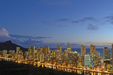 Lake House Heart of Waikiki studio with kitchenette, AC, FREE parking & Wi-Fi!, , on Oahu - Honolulu in Hawaii - Lakehouse Vacation Rental - Lake Home for rent on LakeHouseVacations.com