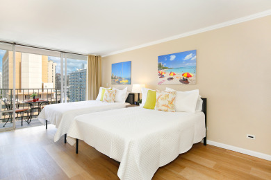 Lake House Heart of Waikiki studio with kitchenette, AC, FREE parking & Wi-Fi!, , on Oahu - Honolulu in Hawaii - Lakehouse Vacation Rental - Lake Home for rent on LakeHouseVacations.com