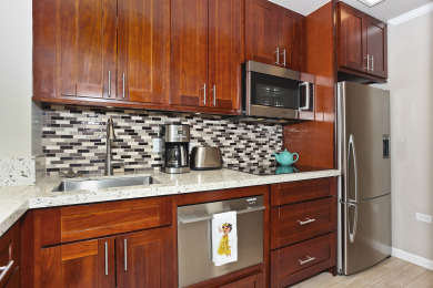 Lake House Fresh ContemporaryHawaiian Decor w AC, WasherDryer, Wi-Fi, Pool, Parking!, , on Oahu - Honolulu in Hawaii - Lakehouse Vacation Rental - Lake Home for rent on LakeHouseVacations.com