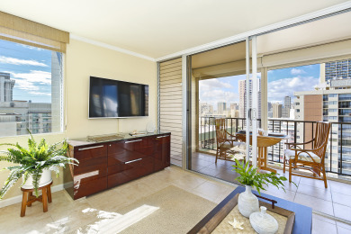 Lake House High Floor, Partial Ocean View! Bedroom AC, WD, Wi-Fi, Pool, FREE Parking!, , on Oahu - Honolulu in Hawaii - Lakehouse Vacation Rental - Lake Home for rent on LakeHouseVacations.com