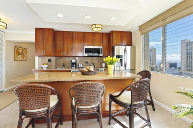 Lake House High Floor, Partial Ocean View! Bedroom AC, WD, Wi-Fi, Pool, FREE Parking!, , on Oahu - Honolulu in Hawaii - Lakehouse Vacation Rental - Lake Home for rent on LakeHouseVacations.com