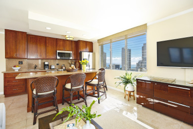Lake House High Floor, Partial Ocean View! Bedroom AC, WD, Wi-Fi, Pool, FREE Parking!, , on Oahu - Honolulu in Hawaii - Lakehouse Vacation Rental - Lake Home for rent on LakeHouseVacations.com