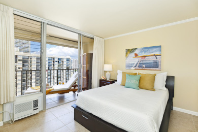 Lake House High Floor, Partial Ocean View! Bedroom AC, WD, Wi-Fi, Pool, FREE Parking!, , on Oahu - Honolulu in Hawaii - Lakehouse Vacation Rental - Lake Home for rent on LakeHouseVacations.com