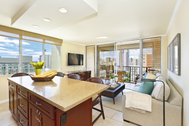 Lake House High Floor, Partial Ocean View! Bedroom AC, WD, Wi-Fi, Pool, FREE Parking!, , on Oahu - Honolulu in Hawaii - Lakehouse Vacation Rental - Lake Home for rent on LakeHouseVacations.com