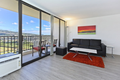 Lake House Ko'olau Mountains & Ala Wai Canal Views - City Lights Sparkle at Night!, , on Oahu - Honolulu in Hawaii - Lakehouse Vacation Rental - Lake Home for rent on LakeHouseVacations.com
