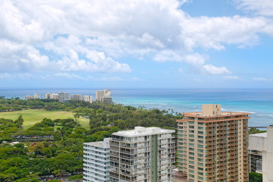 Lake House GORGEOUS Ocean and Diamond Head Views! Close to beach! AC, Free Wi-Fi, Pool!, , on Oahu - Honolulu in Hawaii - Lakehouse Vacation Rental - Lake Home for rent on LakeHouseVacations.com
