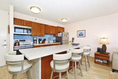Lake House Unobstructed Diamond Head and Ocean Views!, , on Oahu - Honolulu in Hawaii - Lakehouse Vacation Rental - Lake Home for rent on LakeHouseVacations.com