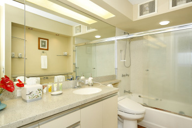 Lake House CORNER Unit with 11th Floor Waikiki Ocean, Lagoon & Marina Views! Washlet!, , on Oahu - Honolulu in Hawaii - Lakehouse Vacation Rental - Lake Home for rent on LakeHouseVacations.com