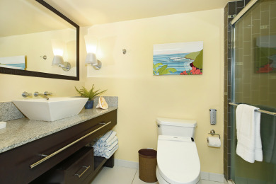 Lake House Heart of Waikiki With Partial Ocean View! Washlet! FREE Off-site Parking!, , on Oahu - Honolulu in Hawaii - Lakehouse Vacation Rental - Lake Home for rent on LakeHouseVacations.com