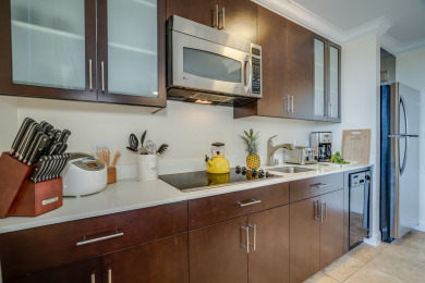 Lake House Central Waikiki! Large lanai, close 2 beach! Fireworks! WASHLET! Sleeps 6!, , on Oahu - Honolulu in Hawaii - Lakehouse Vacation Rental - Lake Home for rent on LakeHouseVacations.com
