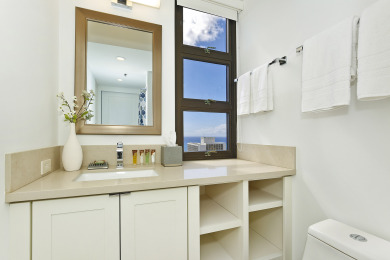 Lake House Great for small families! Diamond Head and Ocean Views!, , on Oahu - Honolulu in Hawaii - Lakehouse Vacation Rental - Lake Home for rent on LakeHouseVacations.com