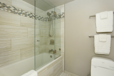 Lake House Amazing OCEAN VIEWS, Full Kitchen, WasherDryer, Pool, Newly Renovated 2018, , on Oahu - Honolulu in Hawaii - Lakehouse Vacation Rental - Lake Home for rent on LakeHouseVacations.com