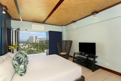 Lake House Luxurious BEACHFRONT Condo with Fabulous Ocean Views at Waikiki Shore!, , on Oahu - Honolulu in Hawaii - Lakehouse Vacation Rental - Lake Home for rent on LakeHouseVacations.com