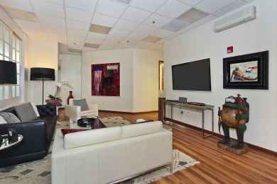 Lake House Modern 3-Bedroom Waikiki Luxury Suite! Great for Families! Full Kitchen, Pool, , on Oahu - Honolulu in Hawaii - Lakehouse Vacation Rental - Lake Home for rent on LakeHouseVacations.com