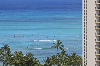 Lake House RENOVATED! Ocean View, FREE PARKING, Central AC, Pool, Quick Walk to Beach!, , on Oahu - Honolulu in Hawaii - Lakehouse Vacation Rental - Lake Home for rent on LakeHouseVacations.com