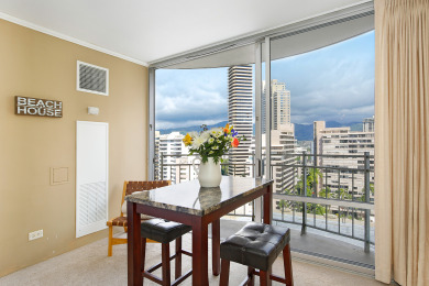 Lake House Stylish Waikiki Condo! Kitchen, CityMountain Views, Close to Everything!, , on Oahu - Honolulu in Hawaii - Lakehouse Vacation Rental - Lake Home for rent on LakeHouseVacations.com