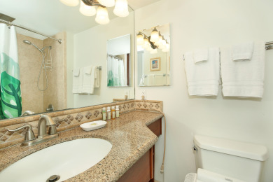 Lake House Partial Ocean View! Toto Washlet, FREE Parking, WasherDryer, Wi-Fi! Sleeps 4, , on Oahu - Honolulu in Hawaii - Lakehouse Vacation Rental - Lake Home for rent on LakeHouseVacations.com
