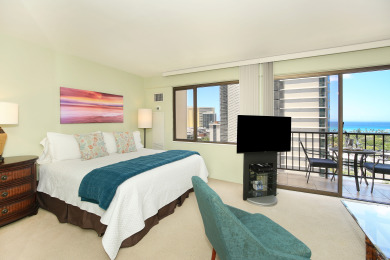 Lake House Partial Ocean View! Toto Washlet, FREE Parking, WasherDryer, Wi-Fi! Sleeps 4, , on Oahu - Honolulu in Hawaii - Lakehouse Vacation Rental - Lake Home for rent on LakeHouseVacations.com