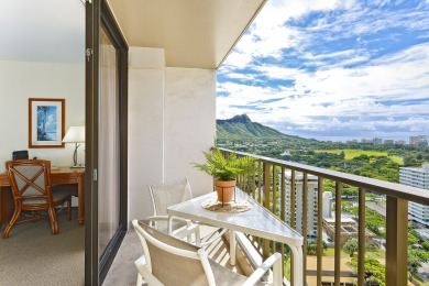 Lake House Shimmering Ocean Views! AC, Wi-Fi, Pool, Gym, Close to beach!, , on Oahu - Honolulu in Hawaii - Lakehouse Vacation Rental - Lake Home for rent on LakeHouseVacations.com