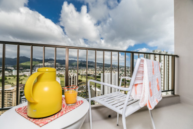 Lake House High floor with AC and Tropical Ko'olau Mountain views! Washlet!, , on Oahu - Honolulu in Hawaii - Lakehouse Vacation Rental - Lake Home for rent on LakeHouseVacations.com