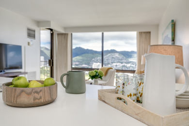 Lake House High floor with AC and Tropical Ko'olau Mountain views! Washlet!, , on Oahu - Honolulu in Hawaii - Lakehouse Vacation Rental - Lake Home for rent on LakeHouseVacations.com