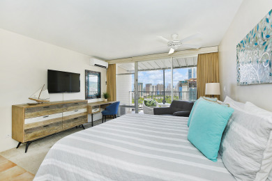 Lake House Large Penthouse 1 Bdr2 Bath with Washlets, Wi-Fi, AC, FREE Parking, , on Oahu - Honolulu in Hawaii - Lakehouse Vacation Rental - Lake Home for rent on LakeHouseVacations.com