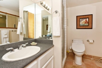 Lake House Large Penthouse 1 Bdr2 Bath with Washlets, Wi-Fi, AC, FREE Parking, , on Oahu - Honolulu in Hawaii - Lakehouse Vacation Rental - Lake Home for rent on LakeHouseVacations.com