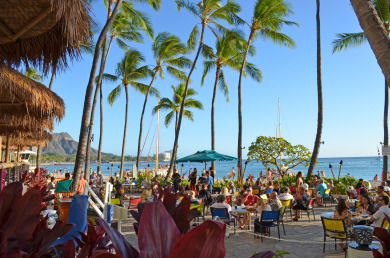 Lake House Large Penthouse 1 Bdr2 Bath with Washlets, Wi-Fi, AC, FREE Parking, , on Oahu - Honolulu in Hawaii - Lakehouse Vacation Rental - Lake Home for rent on LakeHouseVacations.com