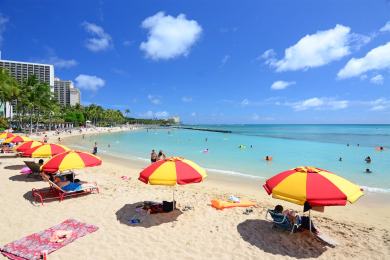 Lake House Large Penthouse 1 Bdr2 Bath with Washlets, Wi-Fi, AC, FREE Parking, , on Oahu - Honolulu in Hawaii - Lakehouse Vacation Rental - Lake Home for rent on LakeHouseVacations.com