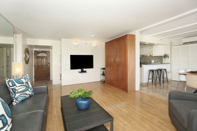 Lake House Large Penthouse 1 Bdr2 Bath with Washlets, Wi-Fi, AC, FREE Parking, , on Oahu - Honolulu in Hawaii - Lakehouse Vacation Rental - Lake Home for rent on LakeHouseVacations.com
