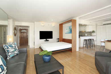 Lake House Large Penthouse 1 Bdr2 Bath with Washlets, Wi-Fi, AC, FREE Parking, , on Oahu - Honolulu in Hawaii - Lakehouse Vacation Rental - Lake Home for rent on LakeHouseVacations.com