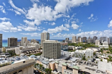 Lake House Large Penthouse 1 Bdr2 Bath with Washlets, Wi-Fi, AC, FREE Parking, , on Oahu - Honolulu in Hawaii - Lakehouse Vacation Rental - Lake Home for rent on LakeHouseVacations.com