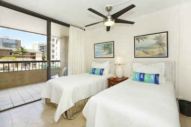 Lake House Beautiful 2-bedroom condo, sleeps 6, washerdryer and one free parking!, , on Oahu - Honolulu in Hawaii - Lakehouse Vacation Rental - Lake Home for rent on LakeHouseVacations.com