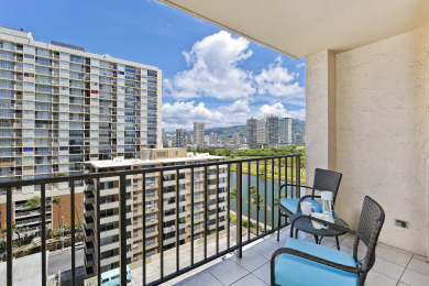Lake House Studio with AC, Wi-Fi, Rooftop Pool, FREE Parking! Close to Beach!, , on Oahu - Honolulu in Hawaii - Lakehouse Vacation Rental - Lake Home for rent on LakeHouseVacations.com